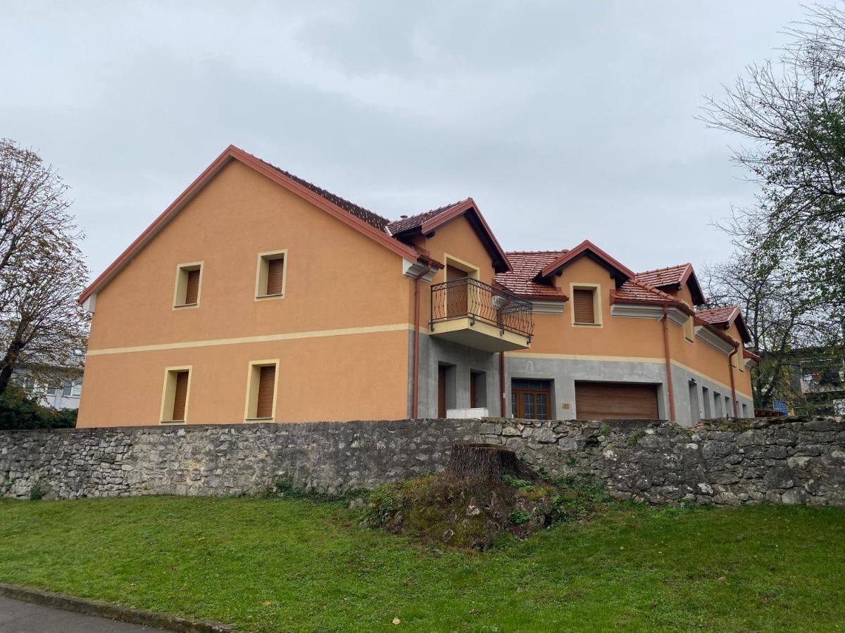 Apartman Galerija Ogulin Exteriör bild