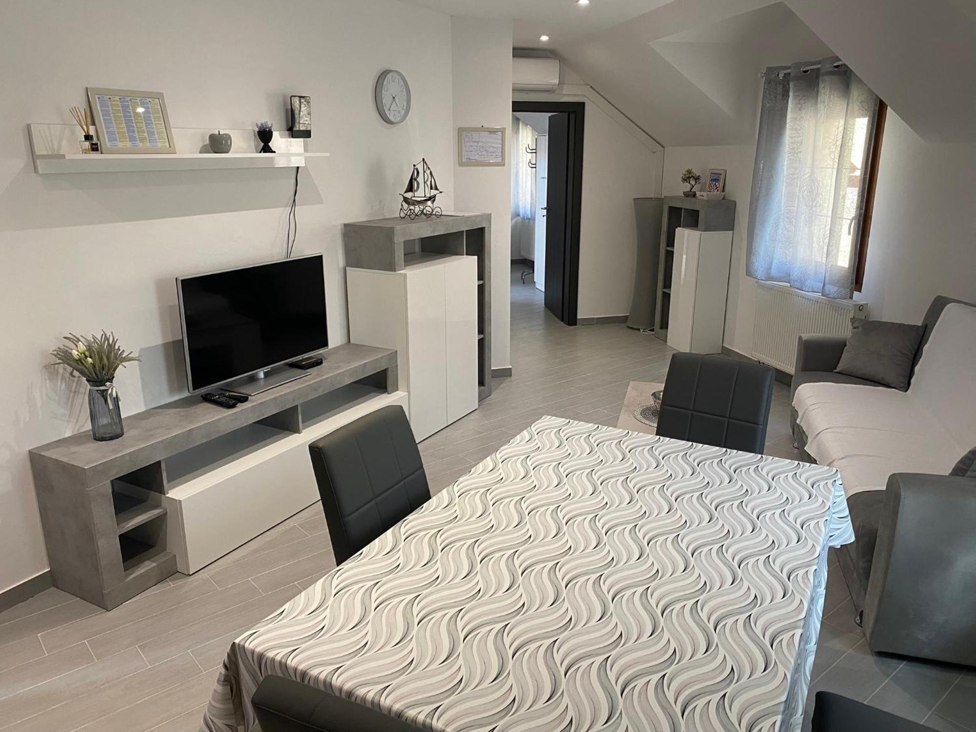 Apartman Galerija Ogulin Exteriör bild