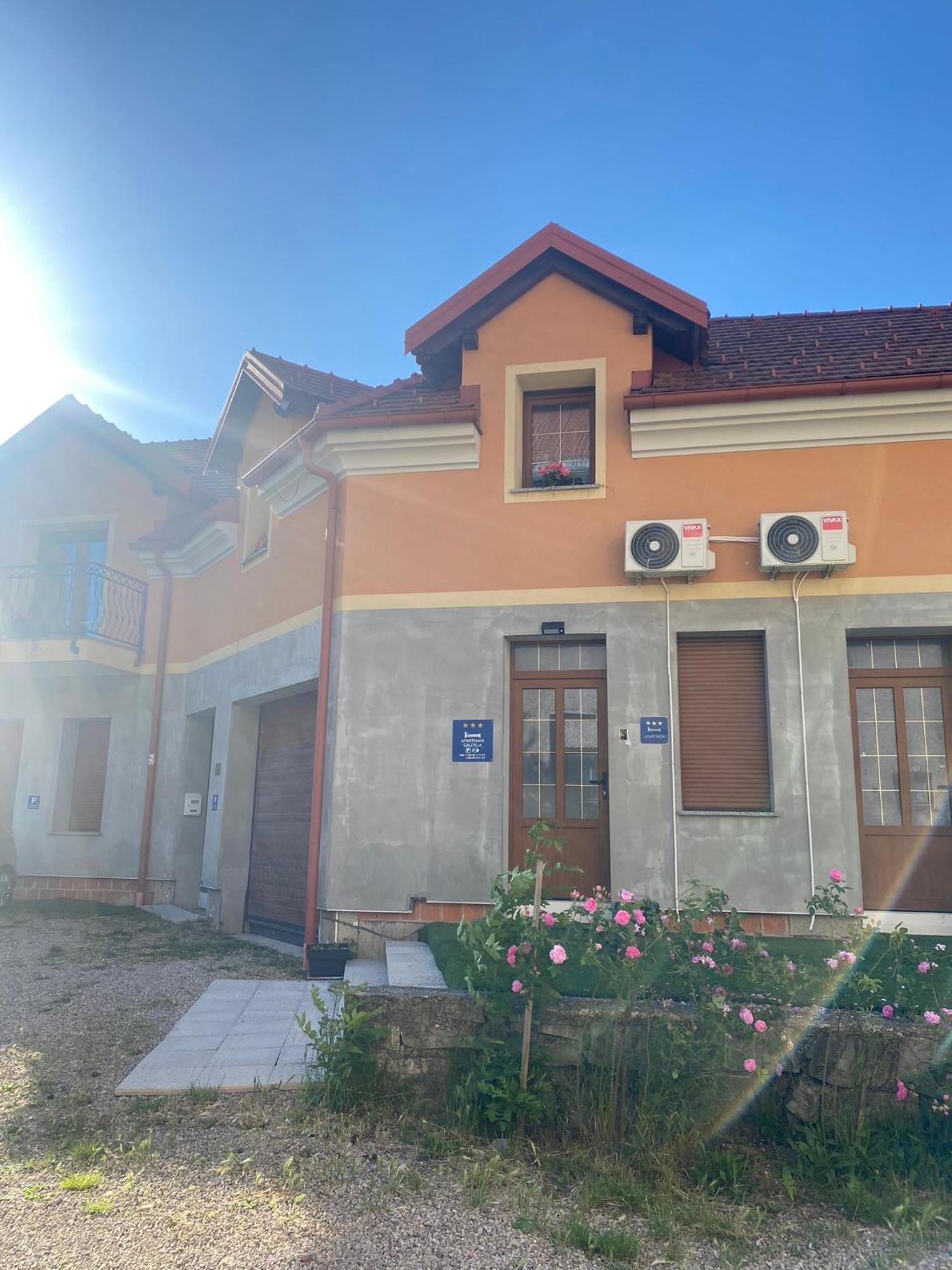 Apartman Galerija Ogulin Exteriör bild